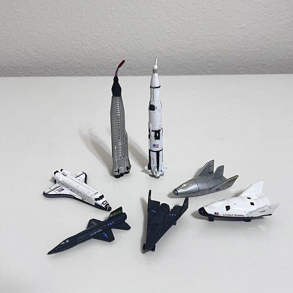 Space Voyagers NASA Figures Lot of 7 Apollo Mercury Atlas Space Shuttle 2000